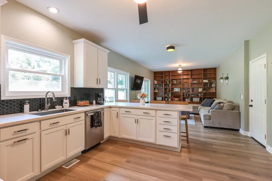 16 Crystal Ridge Drive, Crystal Lake, IL 60012 - #3