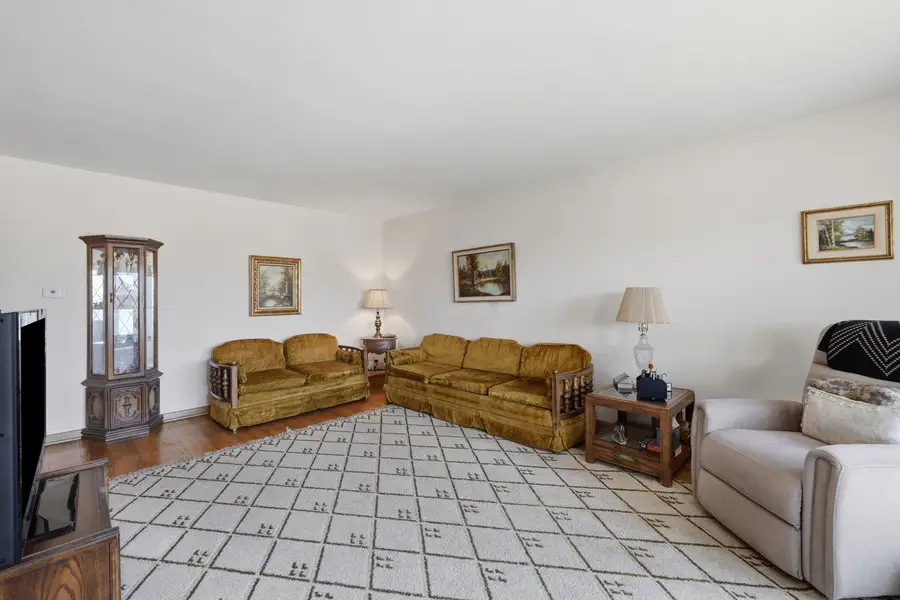 4916 N Ridgewood Avenue, Norridge, IL 60706 - #2