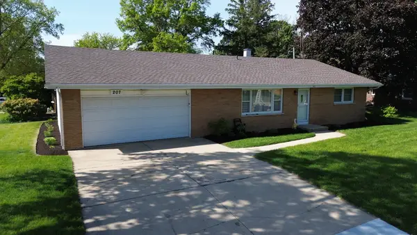 207 Hartway Court, Montgomery, IL 60538