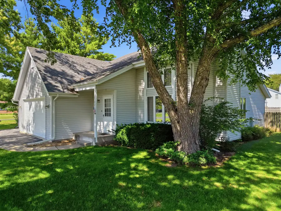 6977 N Alpine Drive, Byron, IL 61010 - #3