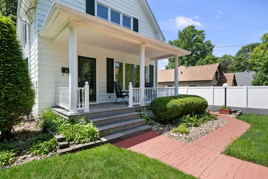 1342 45th Avenue, Rock Island, IL 61201 - #2