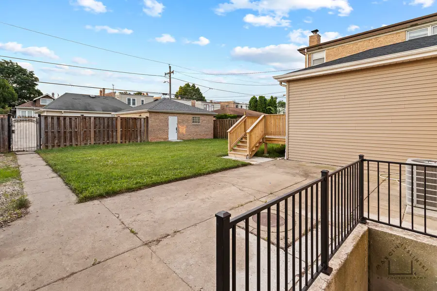 2601 N 74th Avenue N, Elmwood Park, IL 60707 - #3
