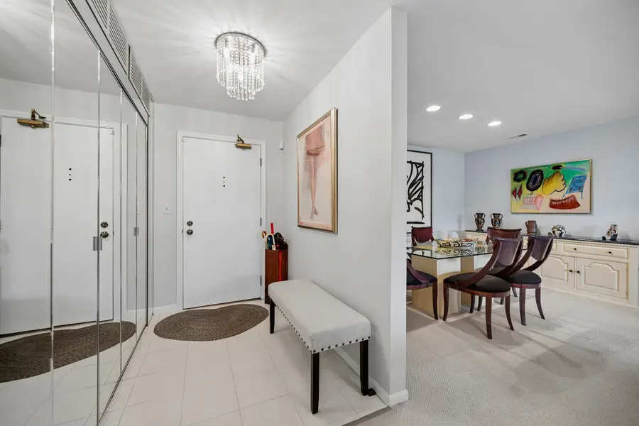 Address Withheld By Seller, Highland Park, IL 60035 - #2