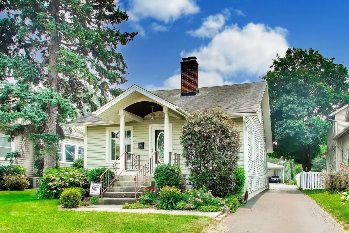 124 E Grantley Avenue, Elmhurst, IL 60126 - #1