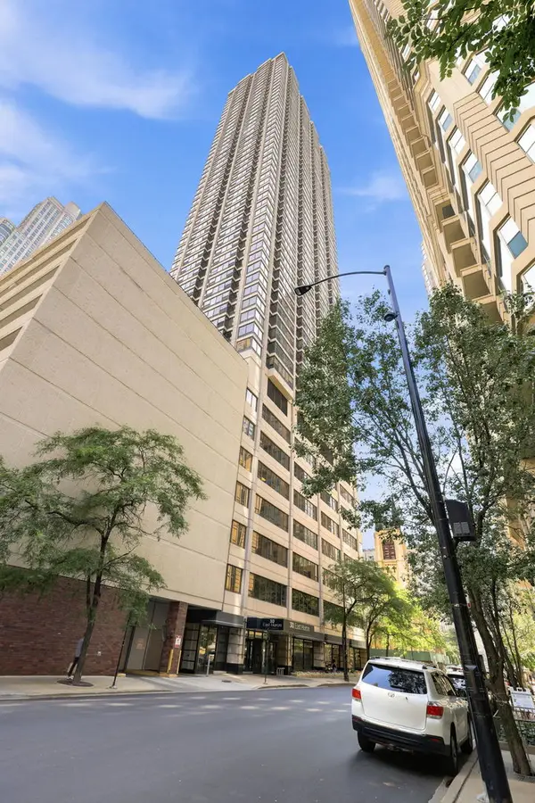 30 E Huron Street #2007, Chicago, IL 60611