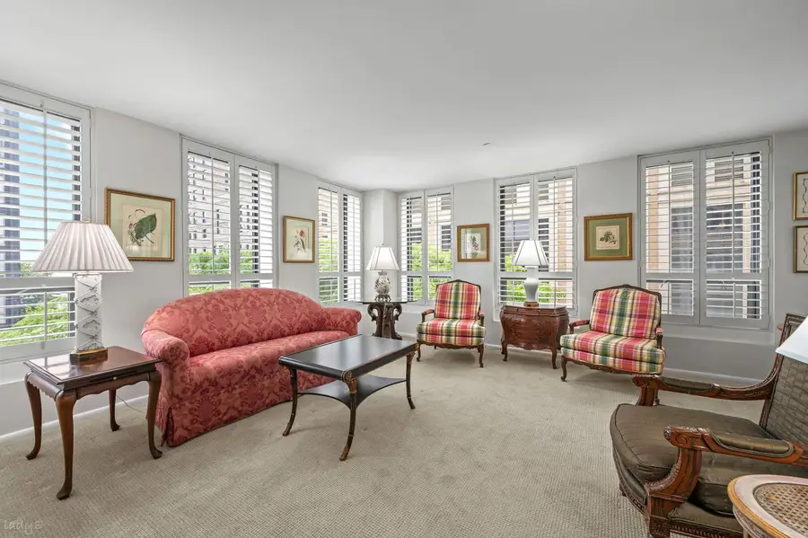 260 E Chestnut Street #512, Chicago, IL 60611 - #2