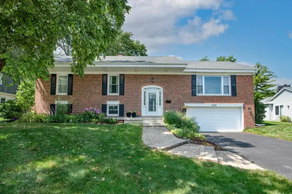 1058 W Illinois Avenue, Palatine, IL 60067