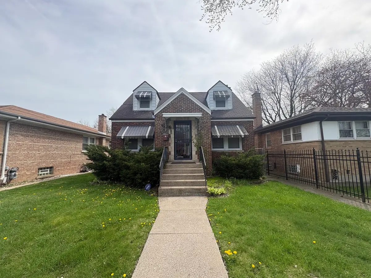 12553 S Lowe Street, Chicago, IL 60628 - #1
