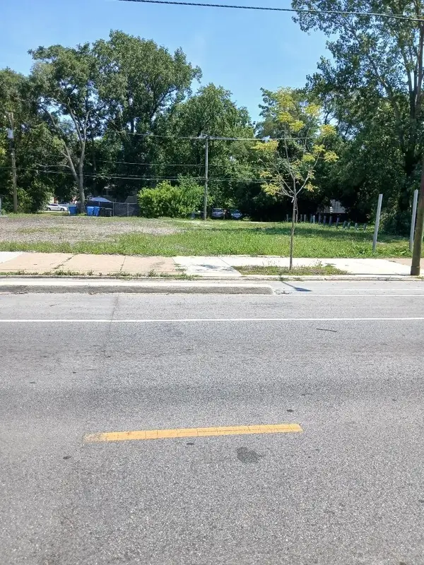 5009 S Halsted Street, Chicago, IL 60609