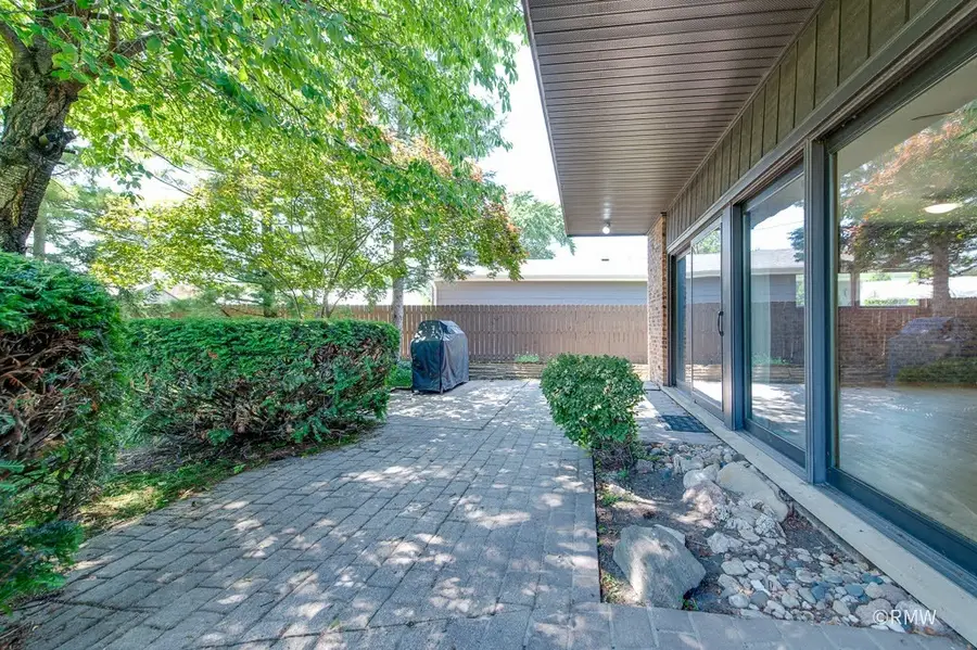 535 E Turner Avenue, Roselle, IL 60172 - #2