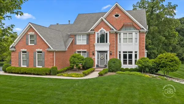 3406 Greenwood Lane, St. Charles, IL 60175