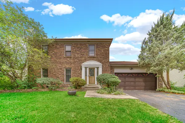 160 Chatham Lane, Roselle, IL 60172