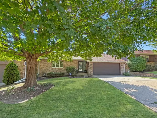 550 N Sierra Drive #15, Freeport, IL 61032