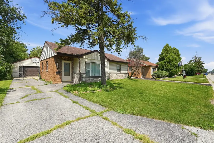 10934 S Pulaski Road, Oak Lawn, IL 60453 - #3