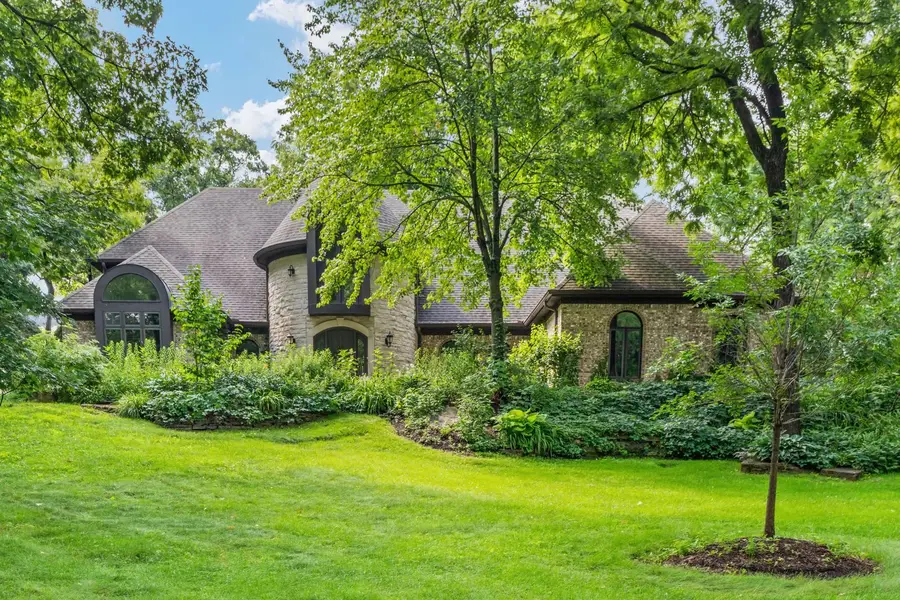 41w087 Highwood Court, Campton Hills, IL 60119 - #2