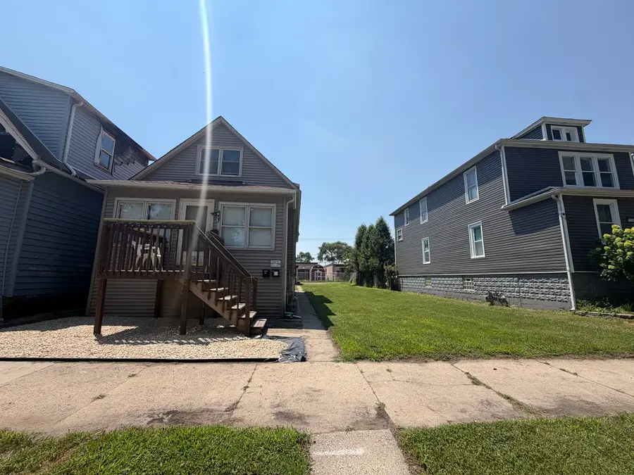13932 S Chippewa Avenue, Burnham, IL 60633 - #2