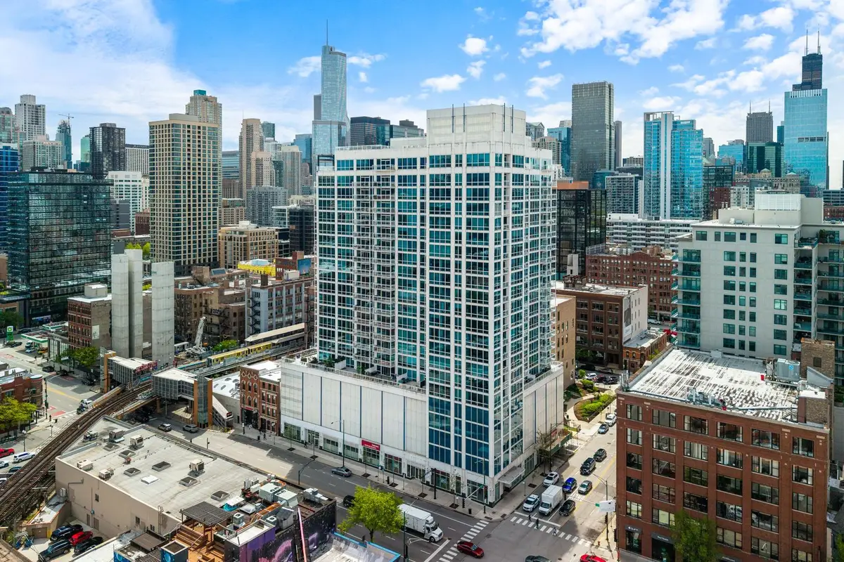 757 N Orleans Street #605, Chicago, IL 60654 - #1