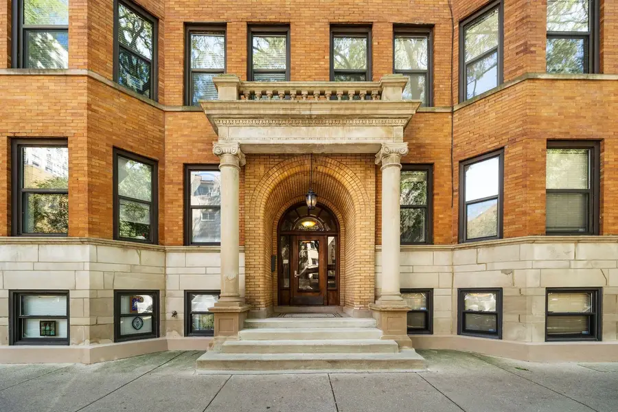 1025 W Balmoral Avenue #2B, Chicago, IL 60640 - #2