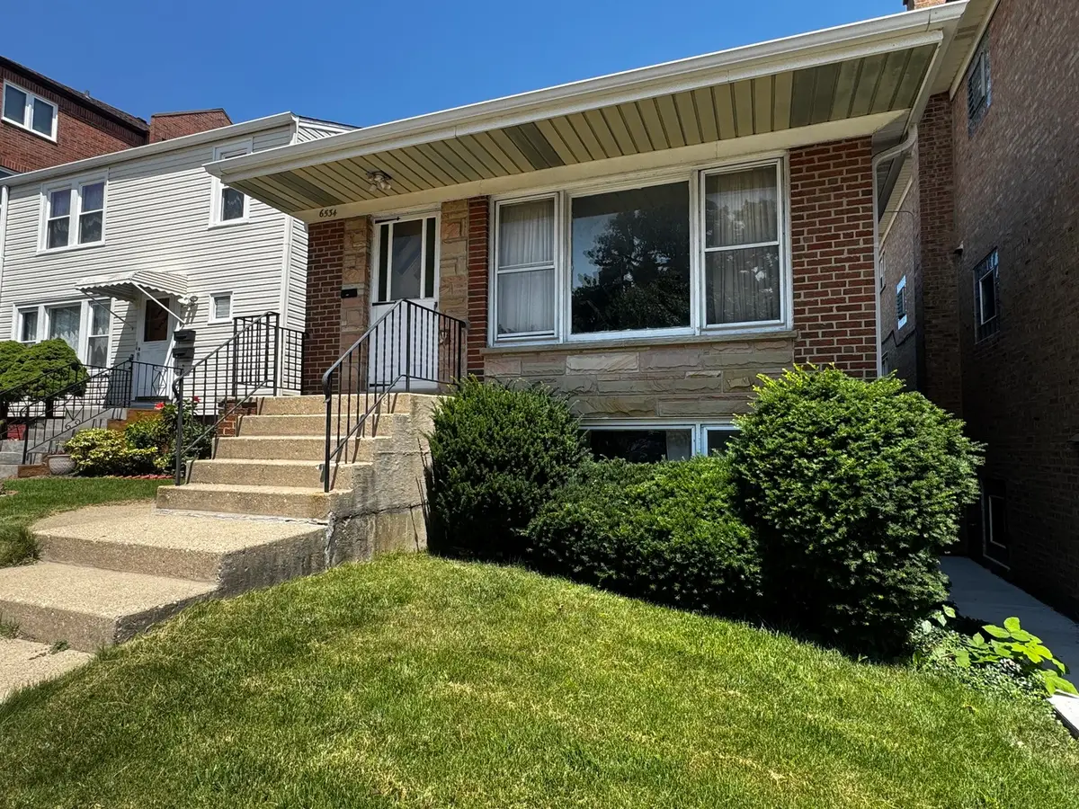 6534 Gunnison Street, Harwood Heights, IL 60706 - #1