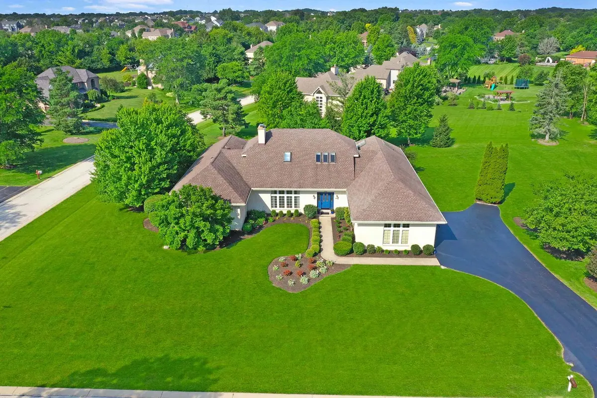 185 Peregrine Lane, Hawthorn Woods, IL 60047 - #1
