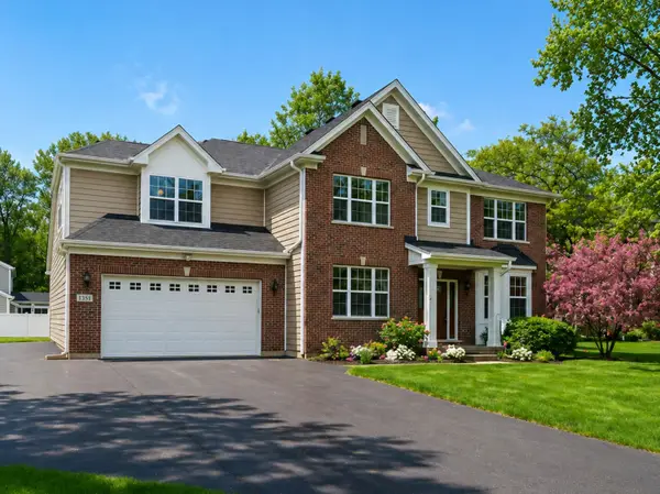 1551 E Olive Street, Palatine, IL 60074