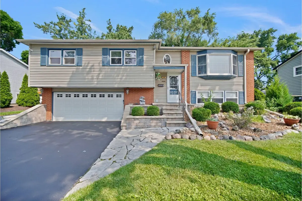 2538 Willow Avenue, Woodridge, IL 60517 - #1