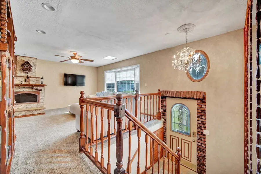 2538 Willow Avenue, Woodridge, IL 60517 - #3