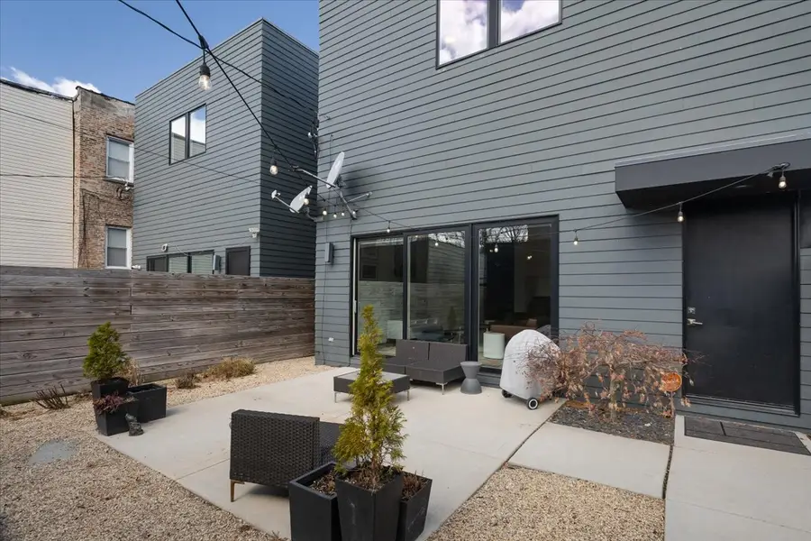 559 E 50th Street, Chicago, IL 60615 - #3