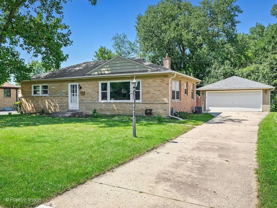 1019 Wakeman Avenue, Wheaton, IL 60187 - #2