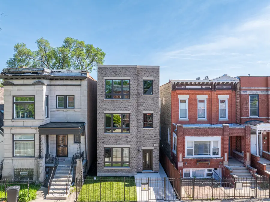 3031 W Warren Boulevard, Chicago, IL 60612 - #2