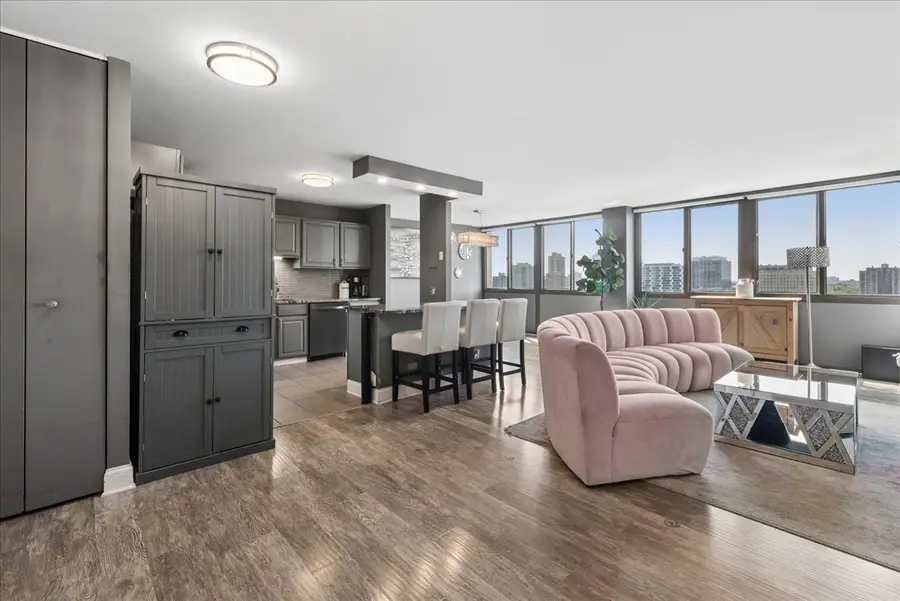 4850 S Lake Park Avenue #1201, Chicago, IL 60615 - #2