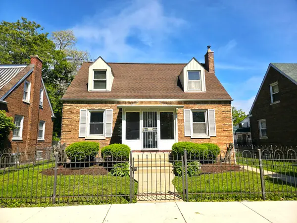 10055 S Oglesby Avenue, Chicago, IL 60617