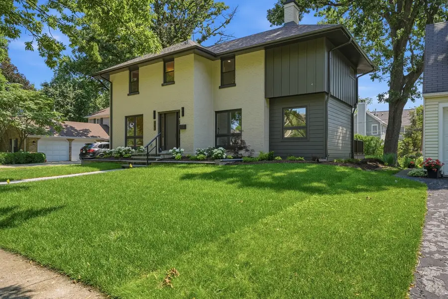 3923 Clausen Avenue, Western Springs, IL 60558 - #2