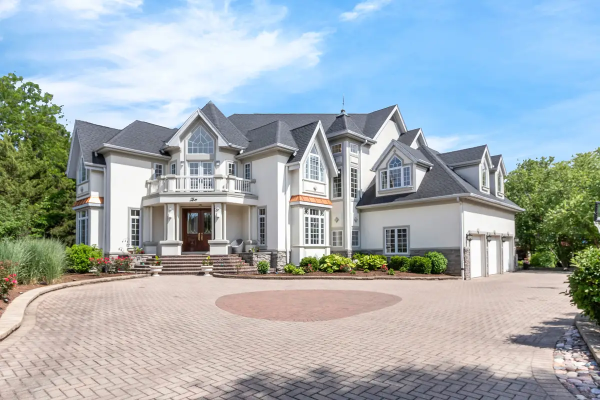 10 Clubside Court, Burr Ridge, IL 60527 - #1