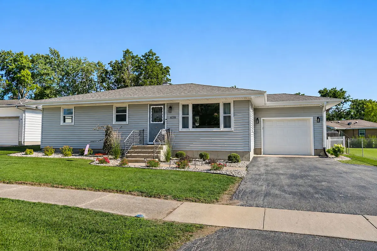409 Glenwood Drive, Belvidere, IL 61008 - #1