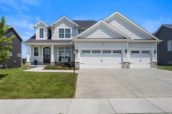 906 Declaration Drive, Savoy, IL 61874