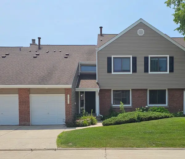 964 Harvest Circle #964, Buffalo Grove, IL 60089