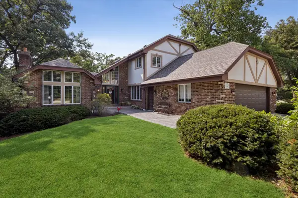 6418 Big Bear Court, Indian Head Park, IL 60525