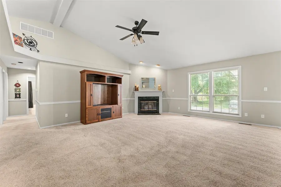 1108 Beaver Creek Lane, Mahomet, IL 61853 - #3