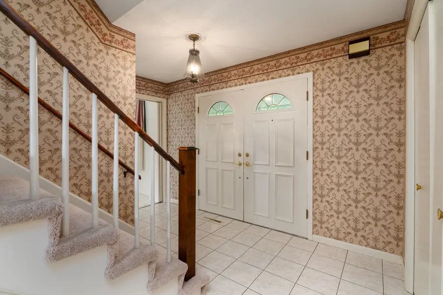 107 N Lark Lane, Carbondale, IL 62901 - #3