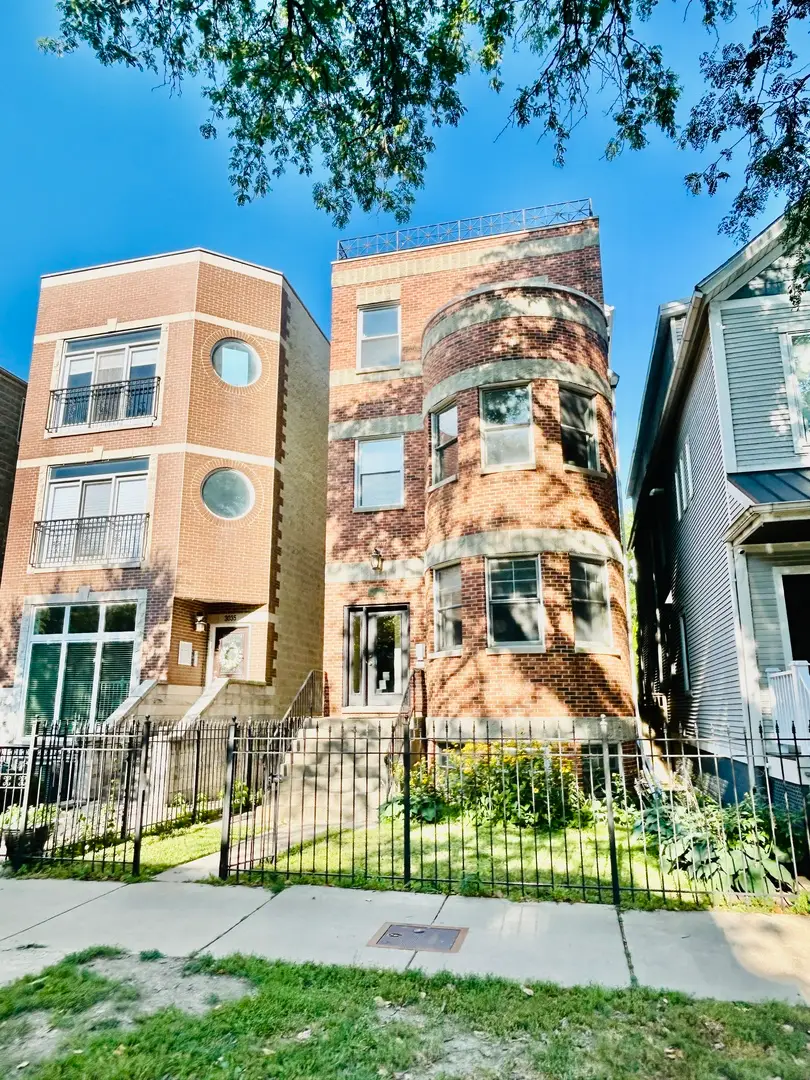 3033 N Racine Avenue #1, Chicago, IL 60657 - #1