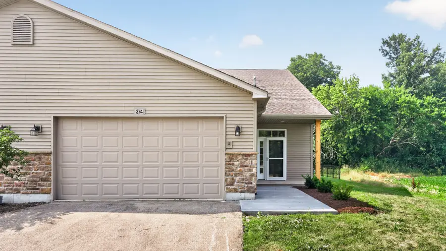 366 Millbridge Drive, Sycamore, IL 60178 - #2