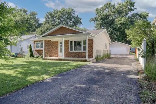 330 E Shannon Street, Elburn, IL 60119