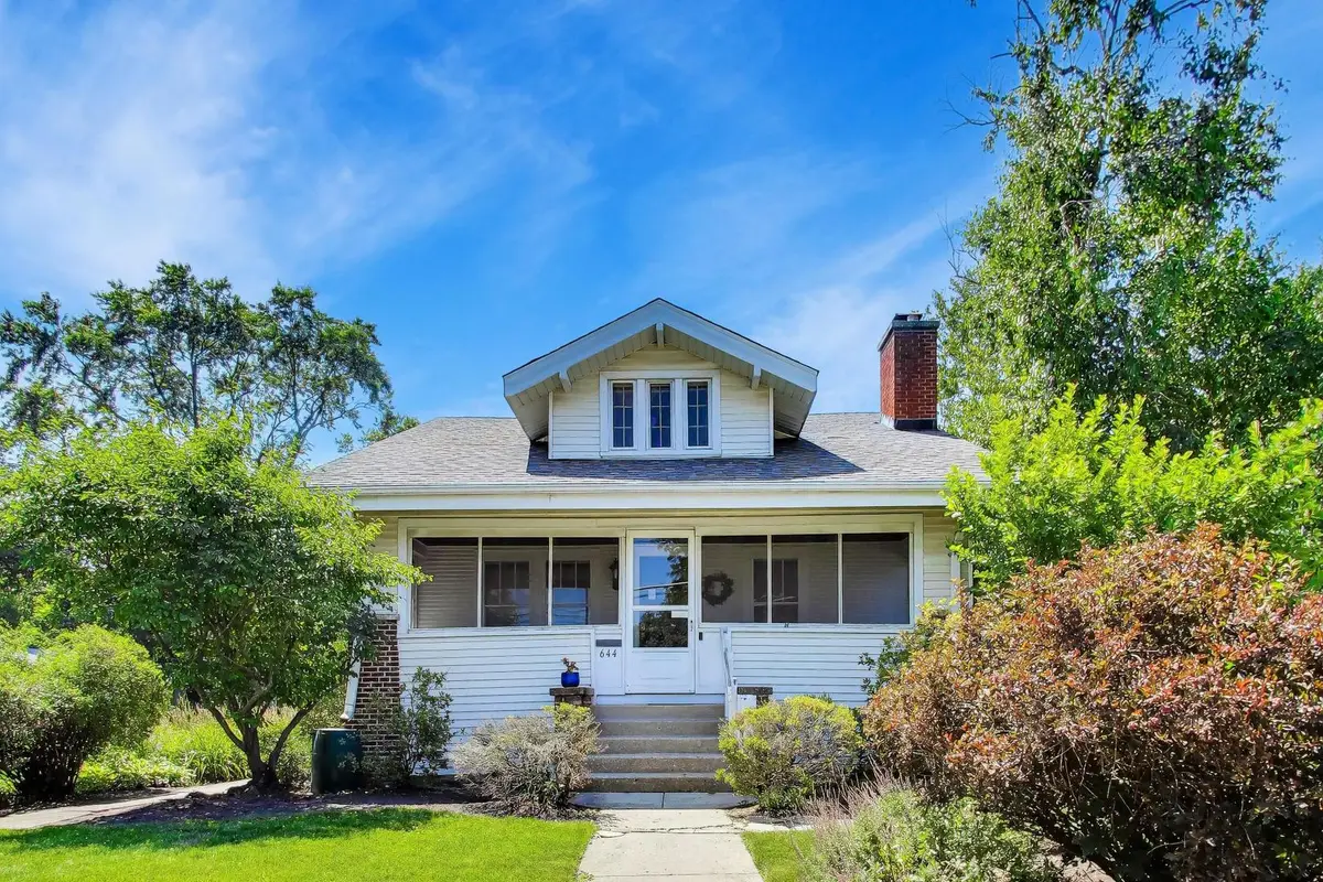 644 S 4th Avenue, Des Plaines, IL 60016 - #1