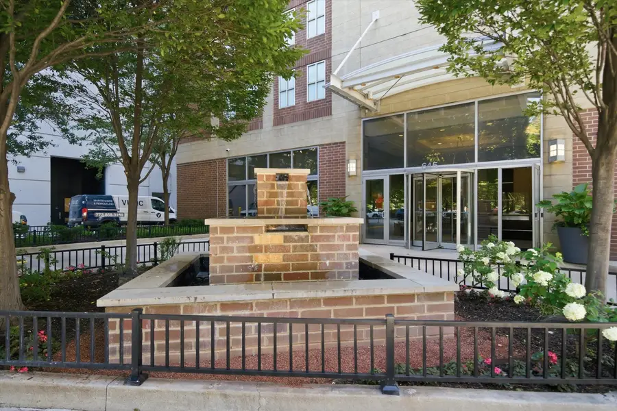 645 N Kingsbury Street #2407, Chicago, IL 60654 - #3