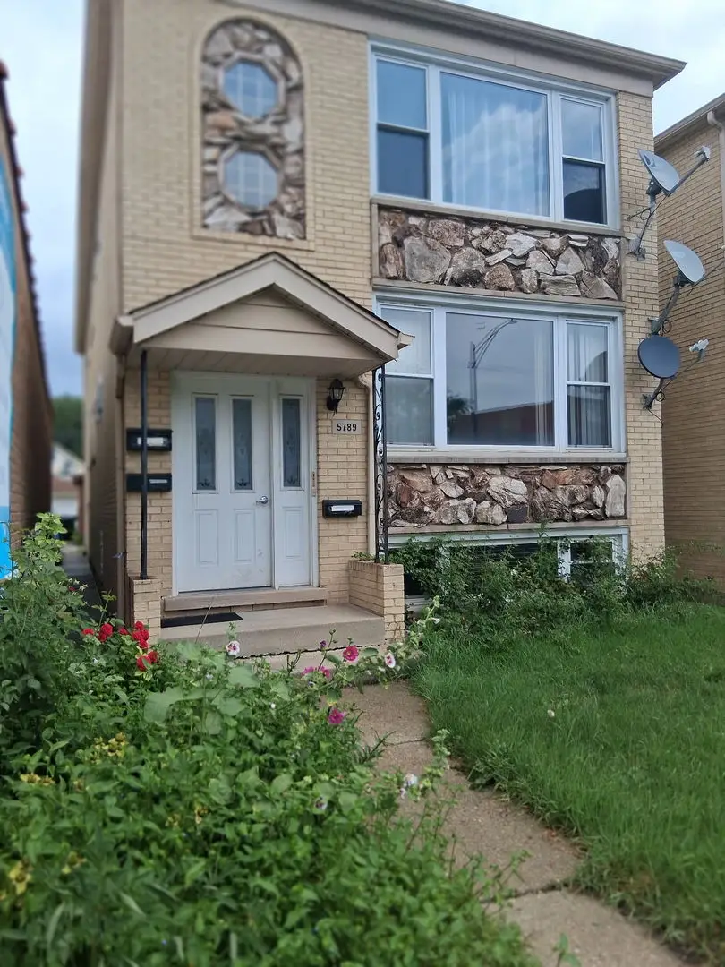 5789 N Elston Avenue, Chicago, IL 60646 - #1