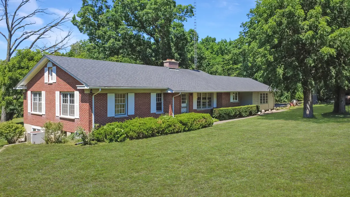 3205 N Il Route 23 Highway, Marengo, IL 60152 - #1