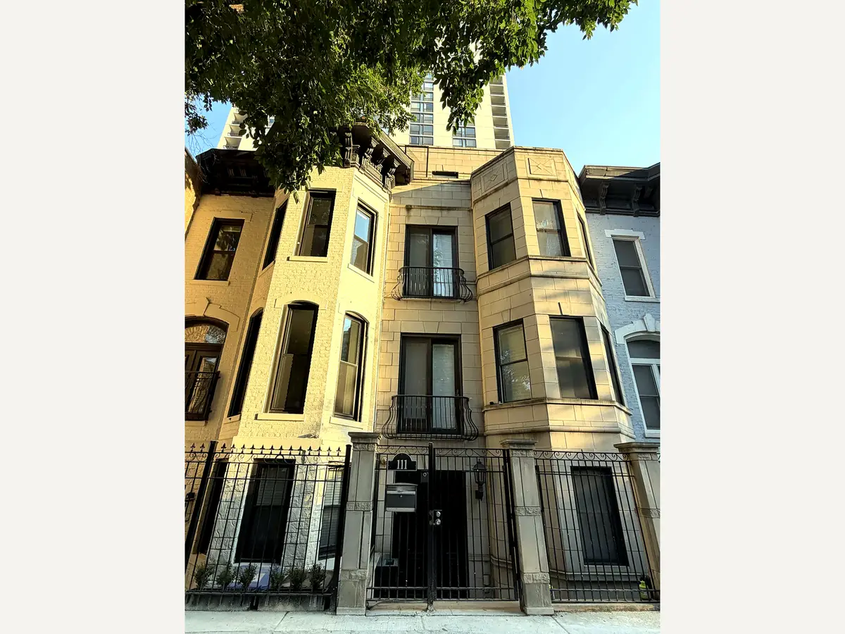 111 W Elm Street, Chicago, IL 60610 - #1