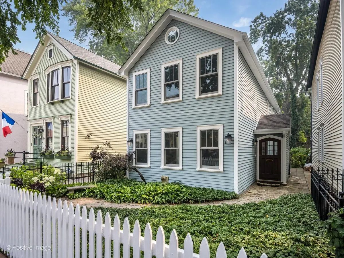 333 W Menomonee Street, Chicago, IL 60614 - #1