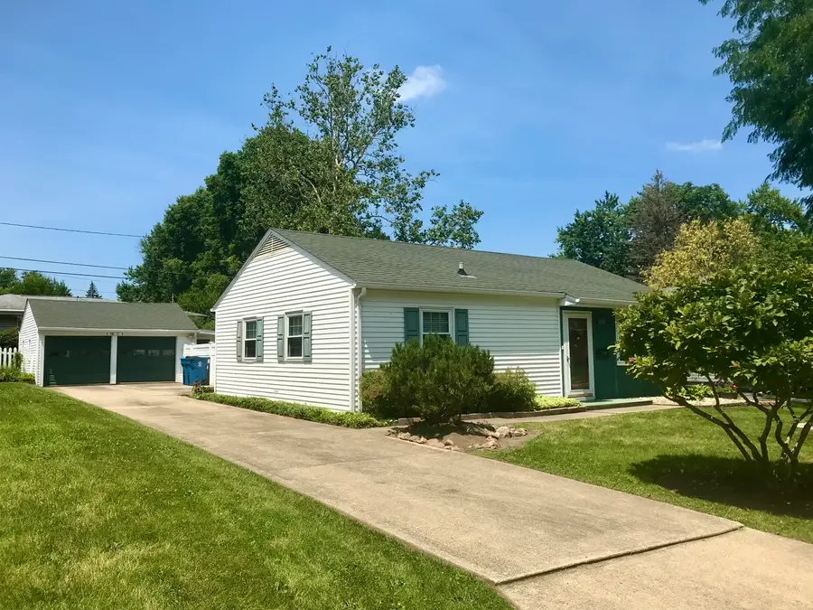 1714 Pike Street, Peru, IL 61354 - #2